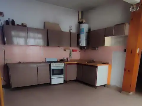 VENTA-CASEROS-PH 3 AMB CON PATIO-GALPÓN