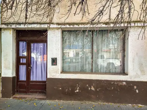 Casa con Potencial para Desarrollo en Río Tercero