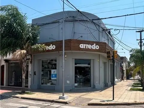 San Martin esquina Mitre