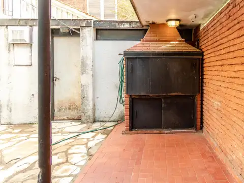 Depto Tipo Casa 4 ambientes con 2 baños