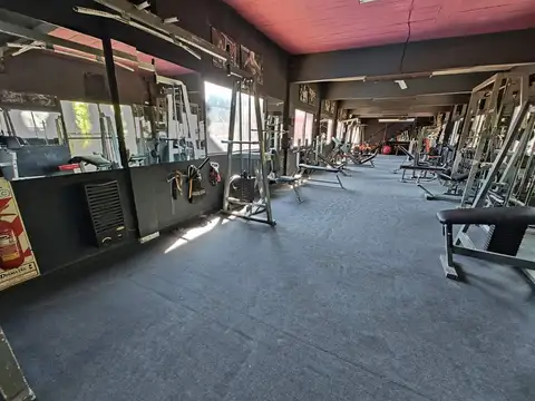 CLUB DE TENIS  C/GIMNASIO Y PADEL MONTE GRANDE