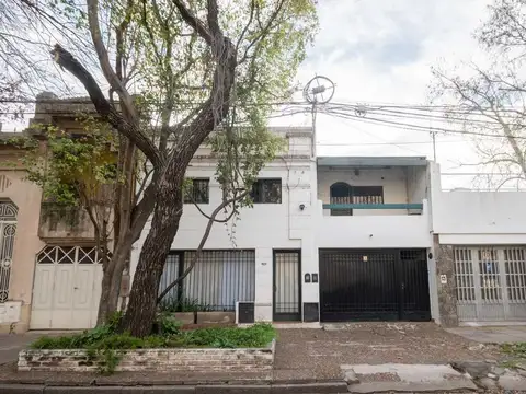 REMAX VENDE CASA EN BARRIO CANDIOTI