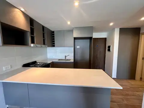 Departamento en Alquiler con 1 cocheras