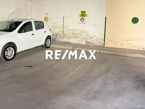 Oficina en Venta con 1 cochera