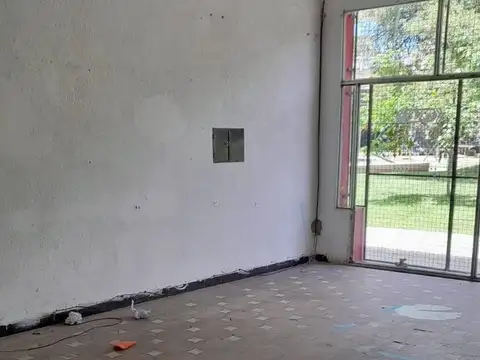 Local en Venta 78 años