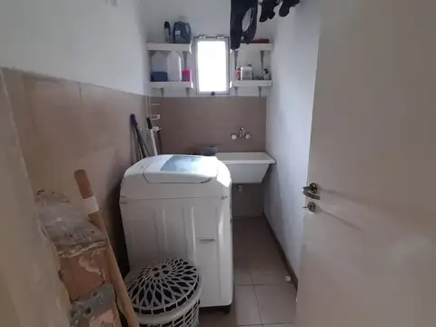 Depto Tipo Casa en Venta en Rosario, USD 65.000