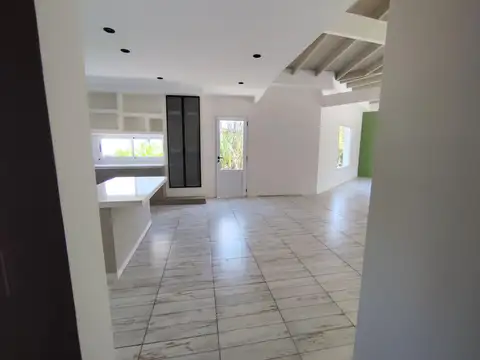 Casa en Venta, 5 ambientes, en Haras santa María, Loma Verde, Escobar, GBA Norte