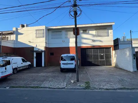Galpon en Venta en Castelar, USD 590.000