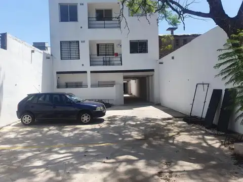 COCHERA DESCUBIERTA CASEROS