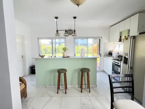 Casa en Alquiler en Lagoon Pilar, USD 1.700