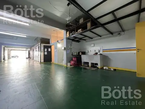 Local en Venta 30 años