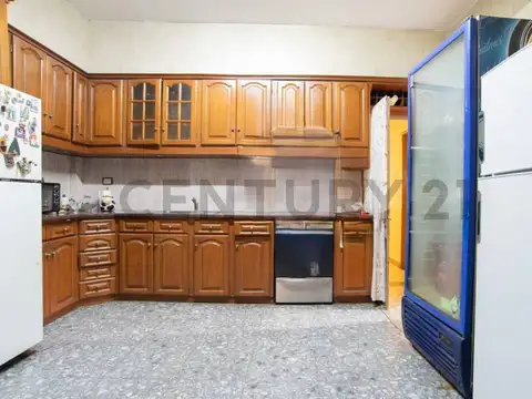 Av. Los Corrales 7400, Piso 0