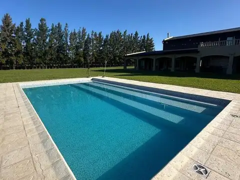 Lucio Mansilla  7500