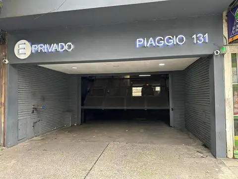 Piaggio e/ Avenida Belgrano y San Martin