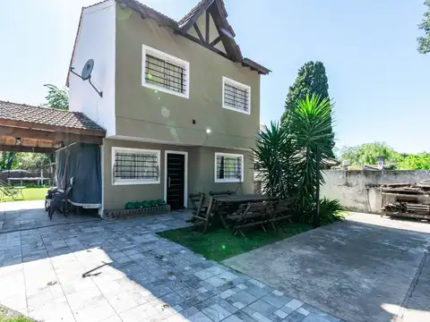 VENTA CASA 3 AMB.CON JARDIN EN LA REJA, MORENO