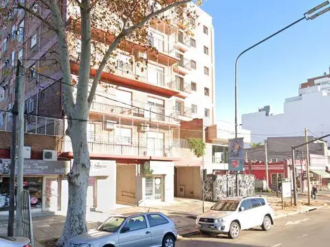 Avenida Maipú e/ Doctor Tomás Manuel de Anchorena y Capitán Justo G. de Bermúdez