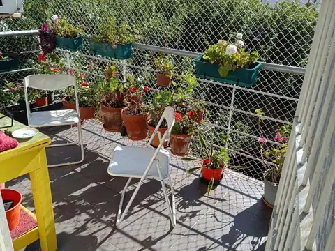 Departamento 3 ambientes con 2 baños