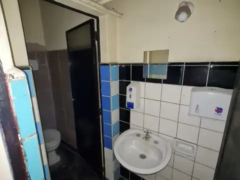 Local en Venta en Lomas Del Mirador, USD 110.000