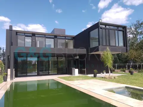 Casa en alquiler en Weston