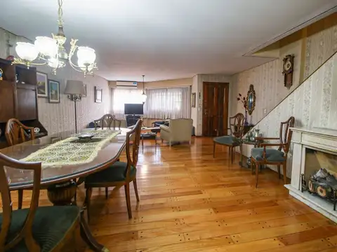 Depto Tipo Casa en Venta en Floresta, USD 260.000