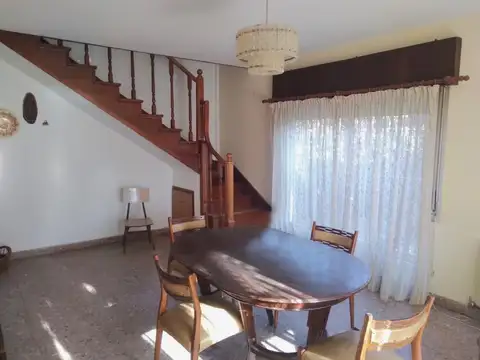 VENTA - CASA en PH 4 AMB. COCHERA, PATIO, ESPACIO LIBRE en Villa Ballester, San Martin, G.B.A. Zona Norte