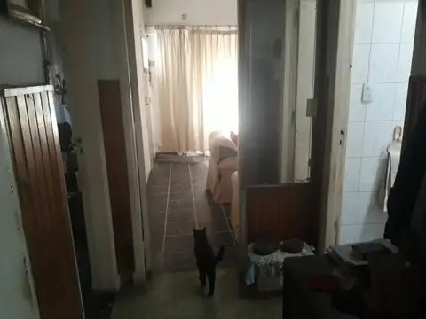 Casa 3 Amb   Dpto 2 Amb c/ Entrada de Auto 136 m² Cub.- San Justo