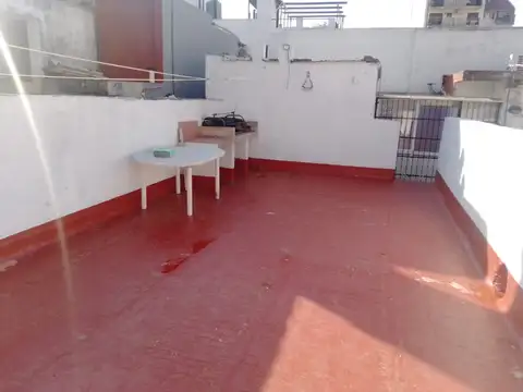 Depto Tipo Casa en Venta con 1 cocheras