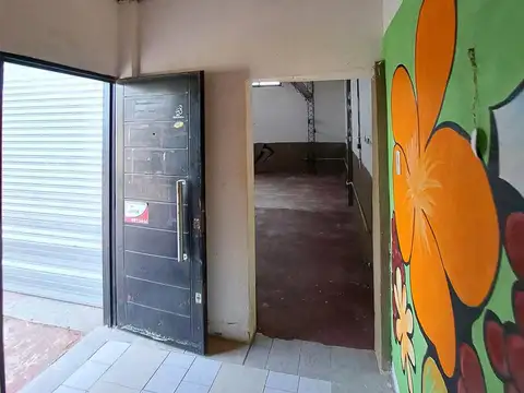 Galpon en Venta 10  mts Frente