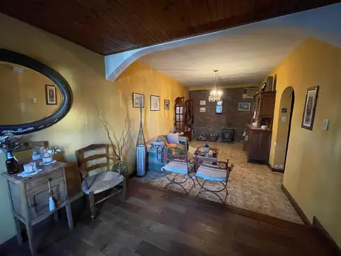 Casa en Venta en Castelar, USD 160.000