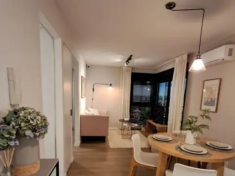 Av. José Batlle y Ordoñez esq. J Rousseau 100