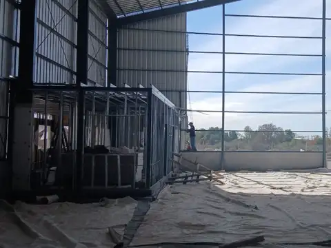 Galpon en Alquiler en Coquimbito, USD 5