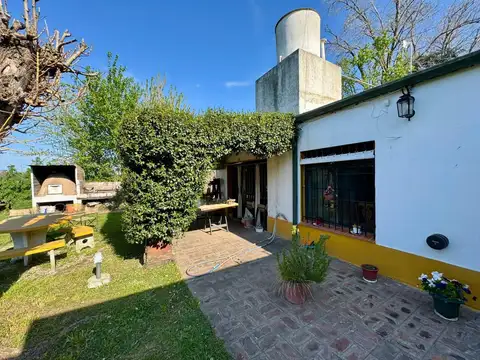 Casa 5 ambientes con 1 baño