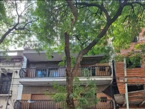 Edificio en block en venta en Constitución