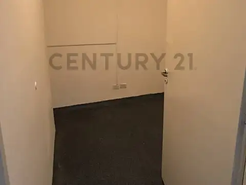 Sanabria 3300, Piso 0