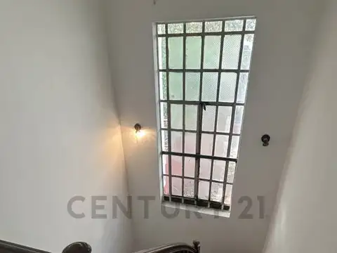 Sanabria 3300, Piso 0