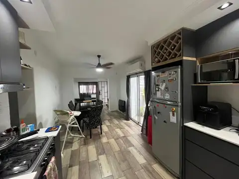 CASA VENTA DOS DORMITORIOS CINCO ESQUINAS