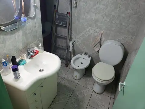 Local en Venta 63 años