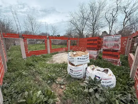 Av. Arturo Jauretche al 2000