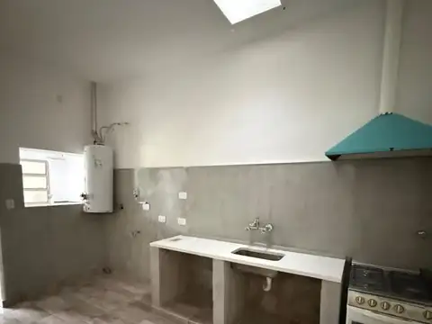 Casa en Alquiler con 1 cochera