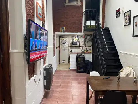 Depto Tipo Casa en Venta en Caballito Sur, USD 110.000