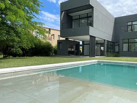 Casa  en Venta ubicado en Haras Santa Maria, Escobar, G.B.A. Zona Norte