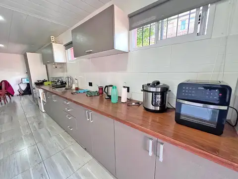 Casa 3 ambientes con 1 baño