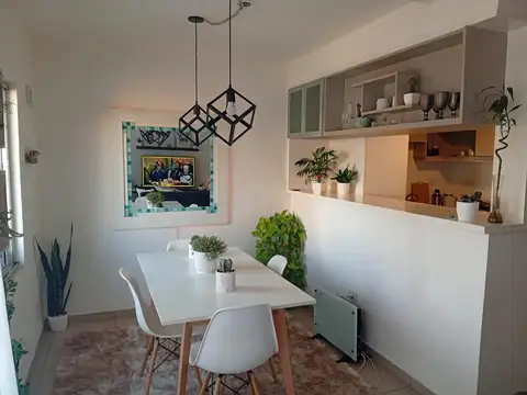 VENTA DEPARTAMENTO SEMIPISO DE 1 DORMITORIO CON BALCÓN BARRIO LUIS AGOTE