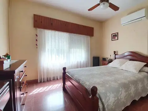 Casa en venta a metros de Ruta 25