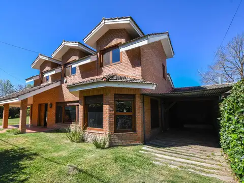 Casa en Venta de 4 dormitorios