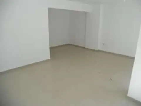 Av M T De Alvear 900