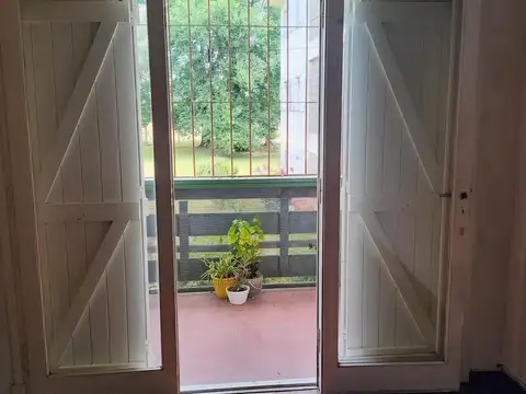 VENTA DEPARTAMENTO 4 AMBIENTES SUPER LUMINOSO