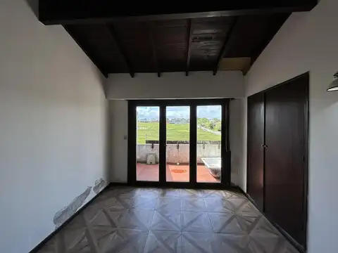 Depto Tipo Casa en Venta 43 años