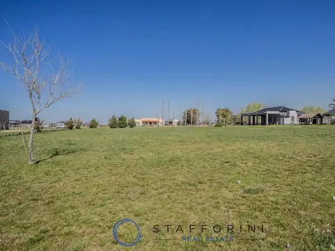 TERRENO EN CHACRAS DE LA TRINIDAD