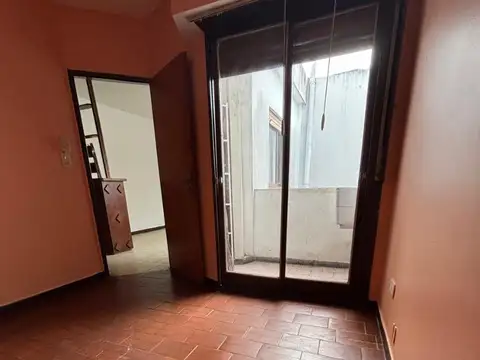 Depto Tipo Casa en Venta 40 años